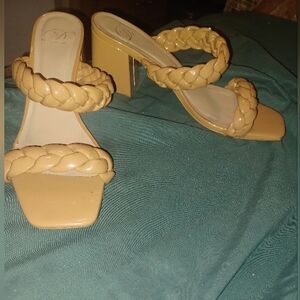 Heart in D light brown rope sandle